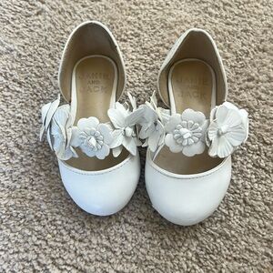 White floral Janie and Jack baby shoes, size 4